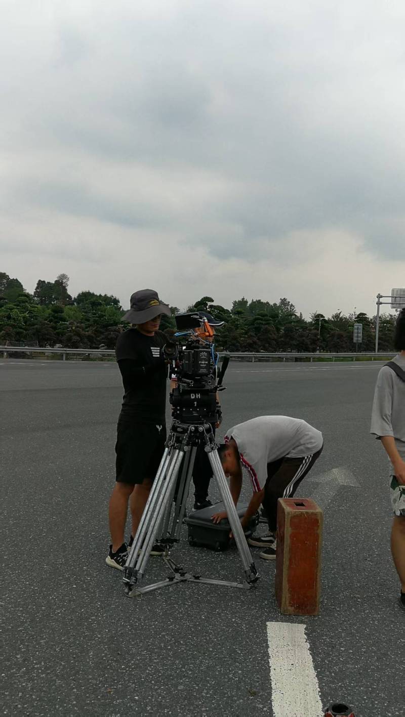 新洲区TVC拍摄公司：唤醒集体记忆，构建跨代际沟通桥梁